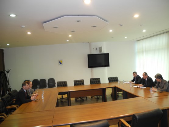 Предсједавајући Заједничке комисије за одбрану и безбједност БиХ Сифет Поџић разговарао са војним аташеом САД у БиХ